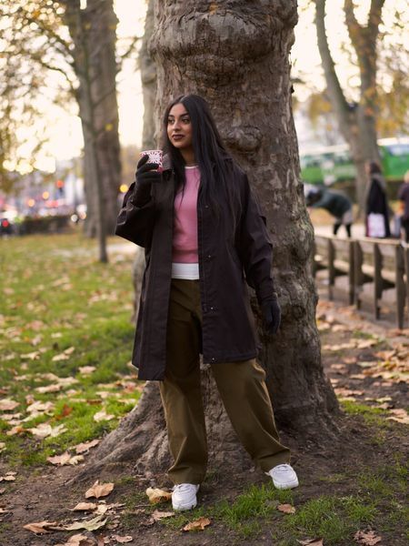 Брюки Uniqlo розмір L оливкові (452182) 452182 фото